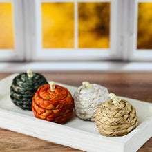 Load image into Gallery viewer, Mini Braided Pumpkins