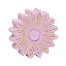 Load image into Gallery viewer, Purple Washed Daisy Block