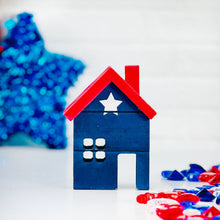Load image into Gallery viewer, Blue Star Cottage