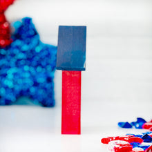 Load image into Gallery viewer, Red Star Cottage