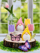 Load image into Gallery viewer, Chunky Pink Tulip