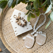 Load image into Gallery viewer, Rustic Birdhouse Block