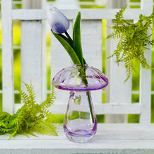 Load image into Gallery viewer, Vintage Glass Mushroom Bud Vases
