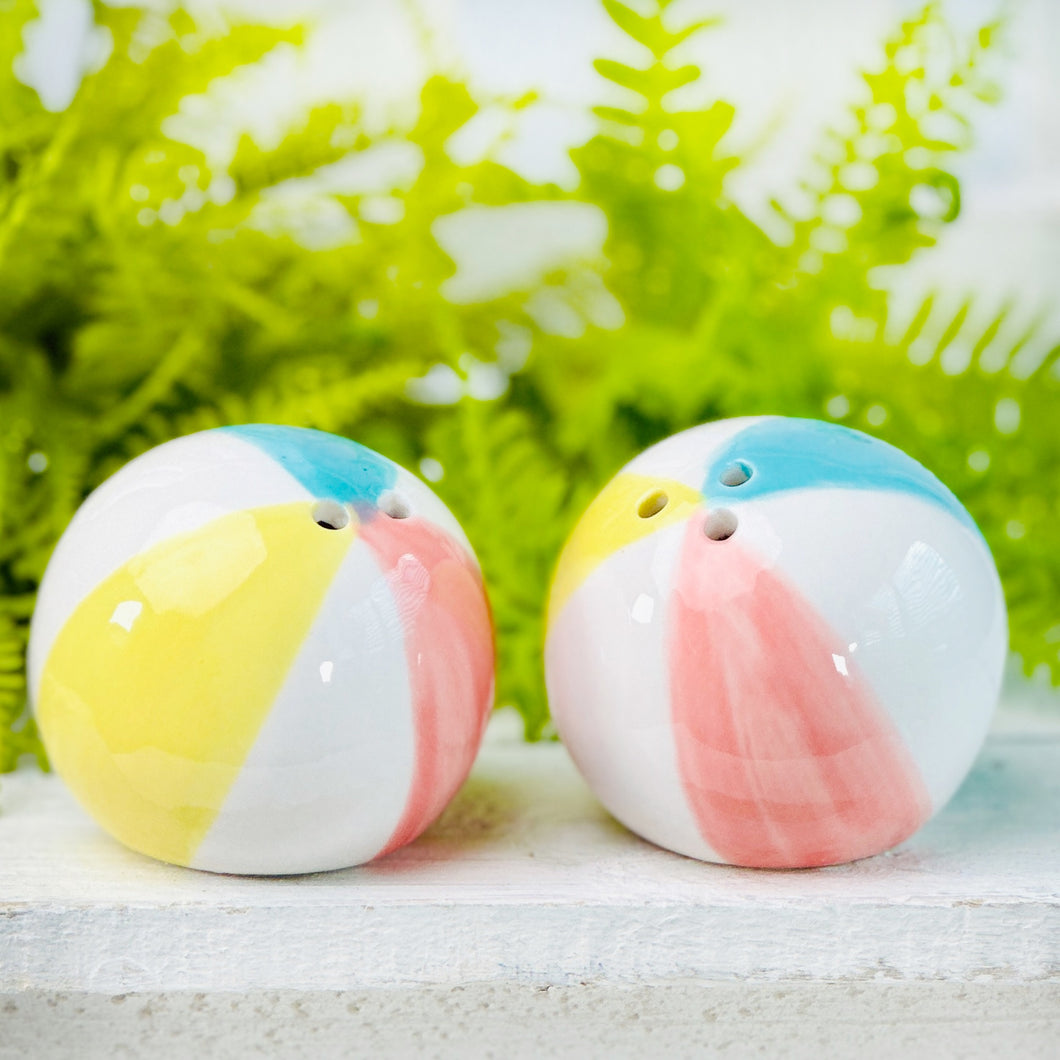 Salt & Pepper Shakers | Beach Balls