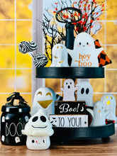 Load image into Gallery viewer, Black &amp; White Velvet Pumpkin Pick
