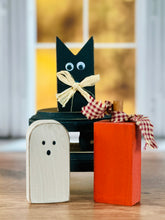 Load image into Gallery viewer, Halloween Friends Chunky Sitters
