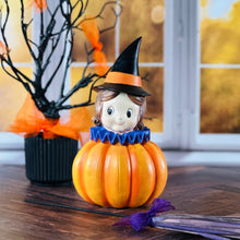 Load image into Gallery viewer, Pumpkin Witches
