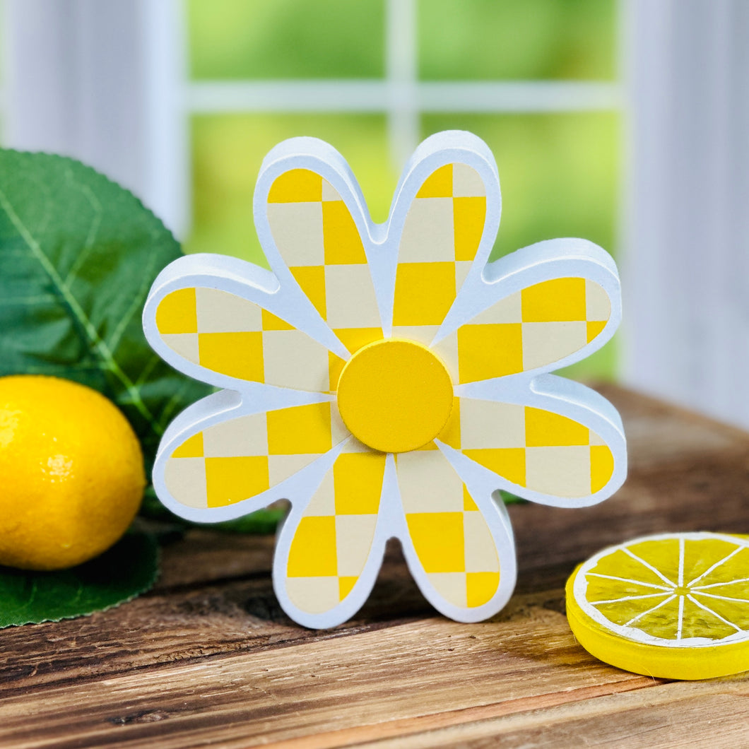 Plaid Yellow Daisy Cutout