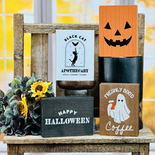 Load image into Gallery viewer, Halloween Mini Box Signs
